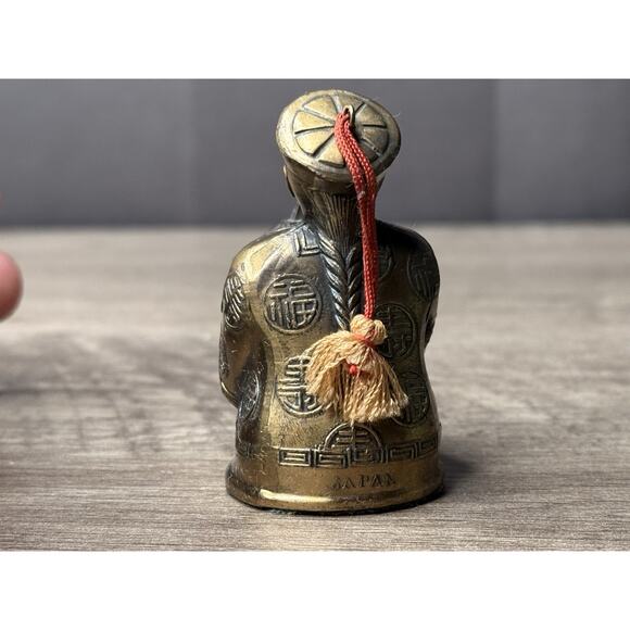 Chinese Man Figurine Incense/ Ashtray/ Inkwell Metal from Japan Vintage - Picture 6 of 10